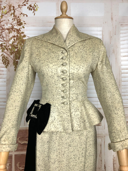 LAYAWAY PAYMENT 3 OF 3 - RESERVED FOR KLAUDIA - Iconic Original 1950s Vintage Cream And Black Fleck Lilli Ann Peplum Suit