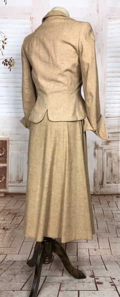 Wonderful Original Late 1940s Vintage Cream New Look Skirt Suit With Red Atomic Fleck