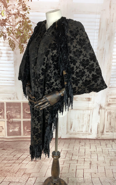 Original 1800s Victorian Raised Flower Pattern Devoré Velvet Cape With Mole Fur Tassels