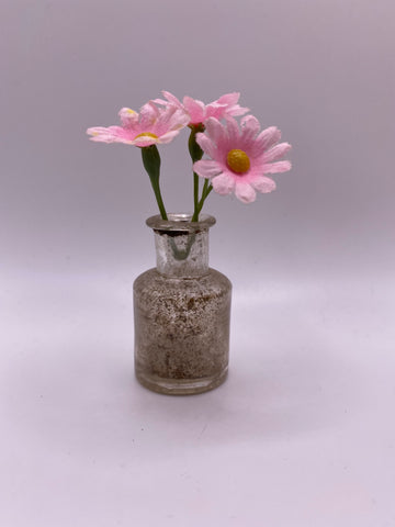 Gorgeous Vintage Pink Daisy Flower Buttonhole Boutonnière