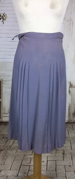 Original 1940s 40s Vintage Lavender Lilac Crepe Skirt Suit With Triangular Buttons