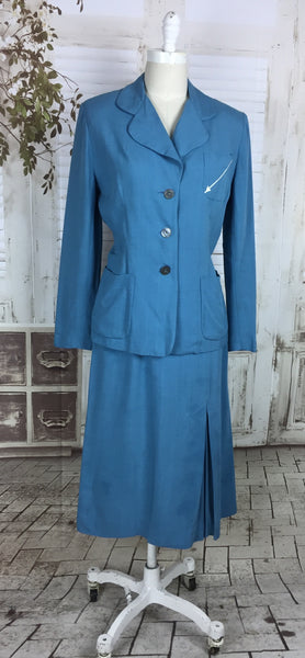 Original 1950s Sky Blue Vintage Linen Summer Suit With Embroidered White Arrows By Koret Of California