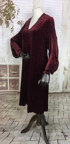 Original 1930s 30s Vintage Burgundy Velvet Dress With Pierced Bishop Sleeves