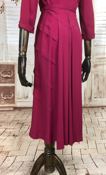 Original 1940s 40s Vintage Fuchsia Pink Rayon Celanese Dress With Original Belt And Tiered Waterfall Skirt