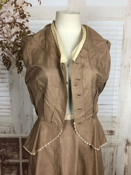 Original 1940s 40s Vintage Sand Coloured Silk New Look Skirt Suit With Lace Trim