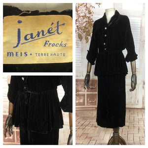 Original 1940s 40s Vintage Femme Fatale Black Velvet Skirt Suit With Peplum