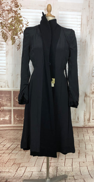 Exquisitely Tailored Original 1940s 40s Navy Blue Fit And Flare Princess Coat By Rothmoor