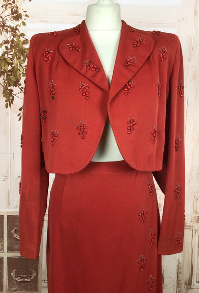 LAYAWAY PAYMENT 2 of 2 - RESERVED FOR SYLVETTE - Incredible Original Vintage 1940s 40s Red Cropped Wrap Suit With Grape Decoration