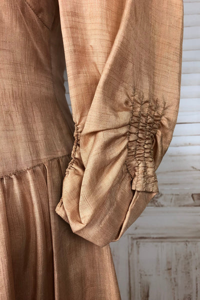 Rare Original 1930s 30s Vintage Raw Peach Silk Dress With All The Buttons