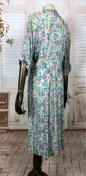 Stunning Original 1940s 40s Vintage Pastel Coloured Floral Crepe Dress