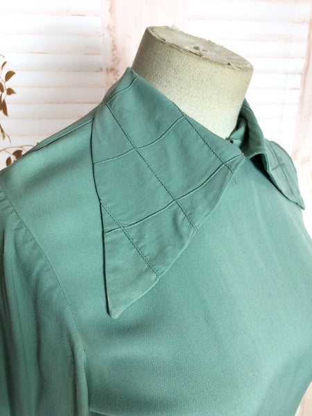 Exquisite Original 1940s Vintage Aqua Seafoam Dagger Collar Peplum Dress By Carole King