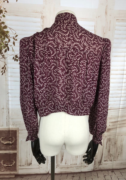 Original 1930s 30s Vintage Burgundy Printed Chiffon Blouse With Padded Shoulders And Ruffle