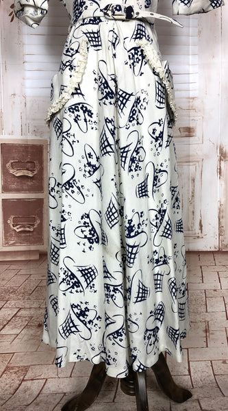 RESERVED FOR SENDI - PLEASE DO NOT PURCHASE - Stunning Original 1940s Vintage Blue And White Flower Basket Novelty Print Dress CC41