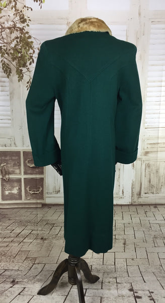 Original 1940s 40s Vintage Emerald Green Wool Coat With Faux Fur Collar With Panelled Back