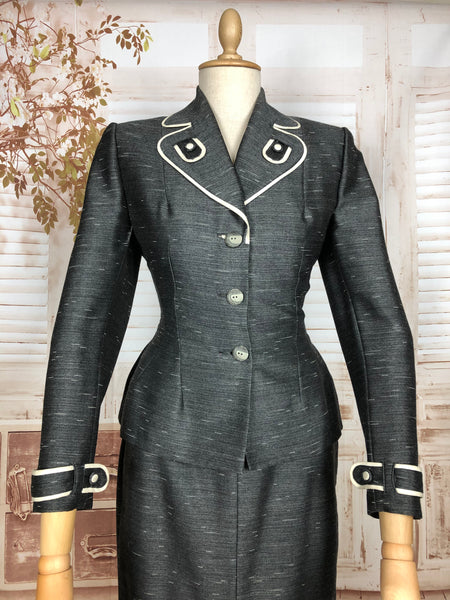 Exquisite Original 1950s Vintage Charcoal Grey Silk Mohair Lilli Ann Suit