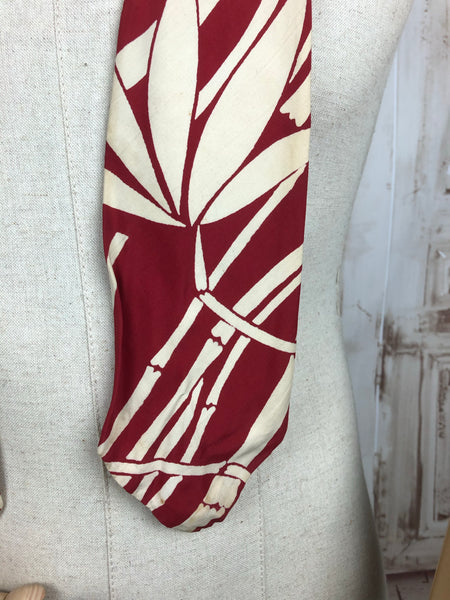 Vintage 1940s 40s Red And Cream Swing Tie