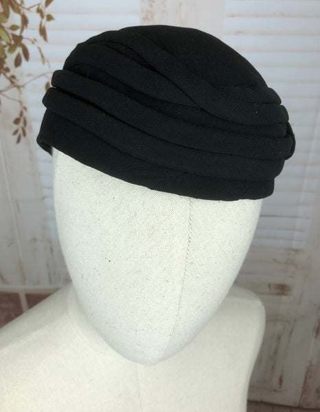 Original 1930s 30s Vintage Black Crepe Turban Cap