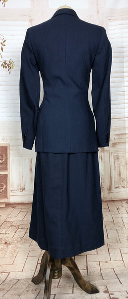 Wonderful Original 1940s Vintage Navy Blue Chalk Stripe Skirt Suit