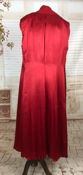 Incredible Original 1940s 40s Vintage Red Gabardine Fit And Flare Princess Coat