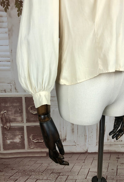 Original 1940s 40s Vintage Silk Cream Blouse With Bishop Sleeves