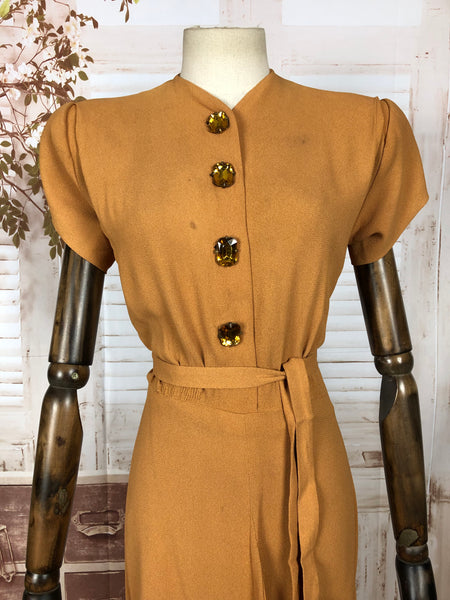 Incredible Original 1940s 40s Vintage Turmeric Yellow Crepe Dress With Fabulous Buttons And Draping