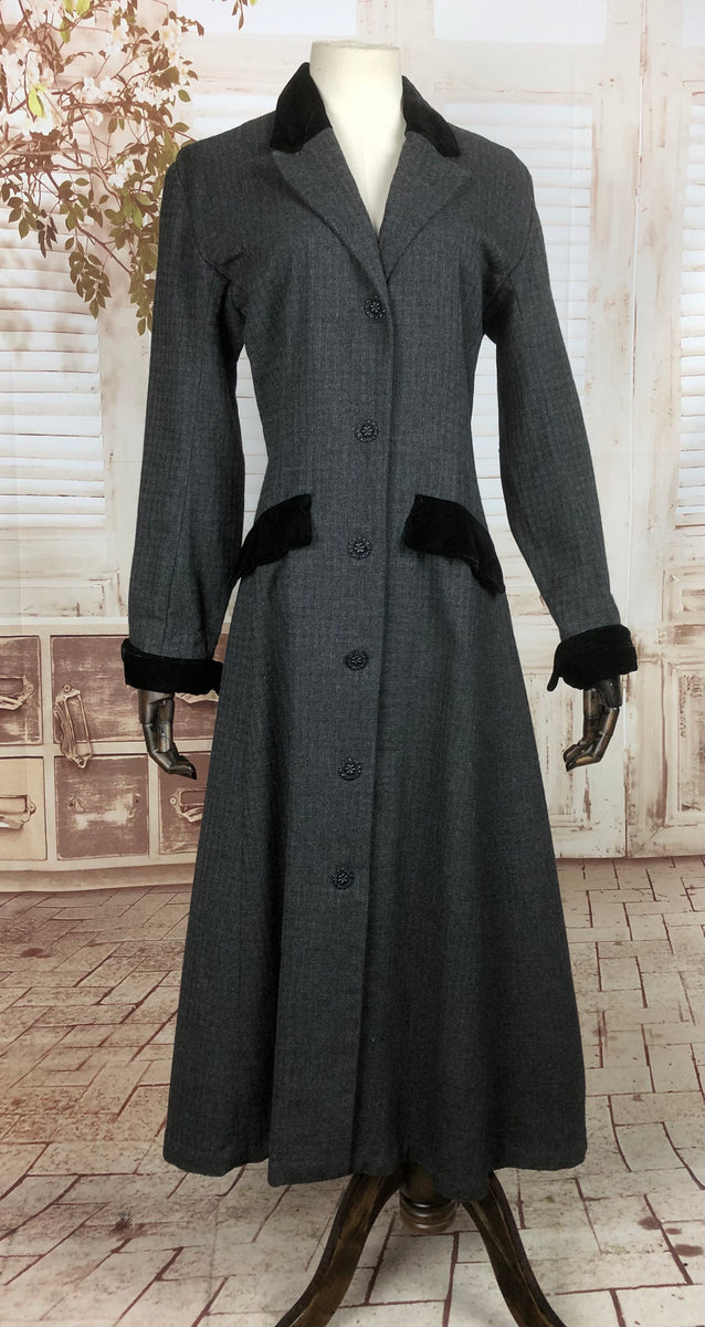 Original 1950s 50s Vintage Grey Princess Coat With Black Velvet Collar ...