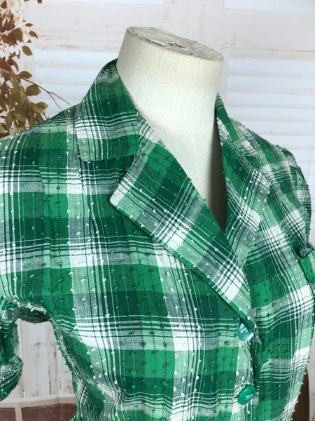Fabulous Original Volup Vintage Late 1930s 30s Early 1940s 40s Green Plaid Dress With Puff Sleeves