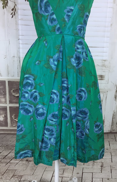 Original 1950s 50s Green Taffeta Dress With Blue Flowers With Underskirt