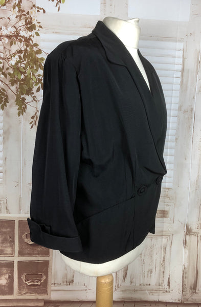 LAYAWAY PAYMENT 2 OF 2 - RESERVED FOR PATRICIA - Original Late 1940s 40s Volup Vintage Black Blazer