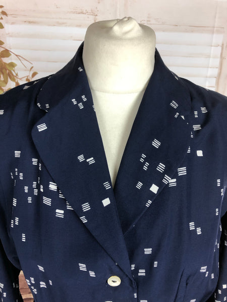 Original 1950s 50s True Volup Vintage Navy Blue And White Rayon Jacket