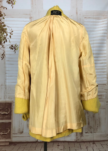 LAYAWAY PAYMENT 2 OF 2 - RESERVED FOR GILDA - Gorgeous Original 1940s Vintage Mustard Yellow Swing Coat With Arrow Button And V Pockets