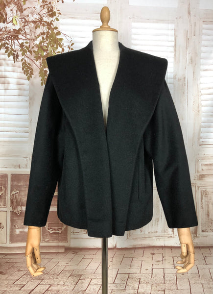 Fabulous Original Late 1940s / Early 1950s Short Black Swing Coat By Rothmoor