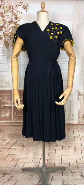 LAYAWAY PAYMENT 1 OF 2 - RESERVED FOR ELLIE - Wonderful Original 1940s Vintage Navy Blue French Dress With Mustard Yellow Daisy Appliqués