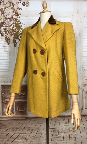 Stunning Original Late 1930s / Early 1940s Vintage Mustard Yellow And Brown Textured Coat