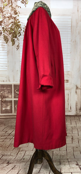 Super Rare Original 1940s 40s Vintage Red Swing Coat With Grey Astrakhan Collar By Carl Of New York