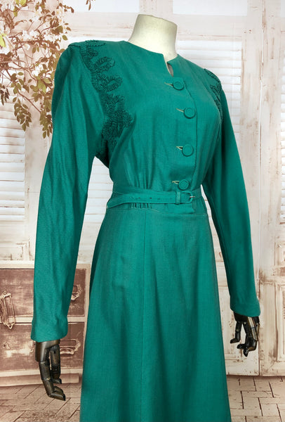 Incredibly Vibrant Original 1940s 40s Vintage Emerald Green Soutache Dress