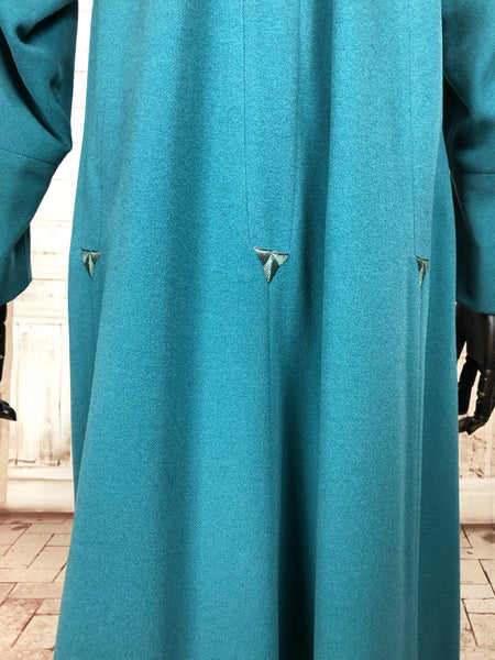 Amazing Bright Turquoise Original 1940s 40s Vintage Belted Swing Coat With Arrow Details