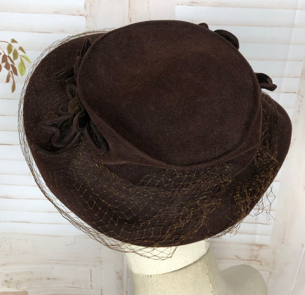 Stunning Original 1940s 40s Vintage Brown Brimmed Tilt Hat