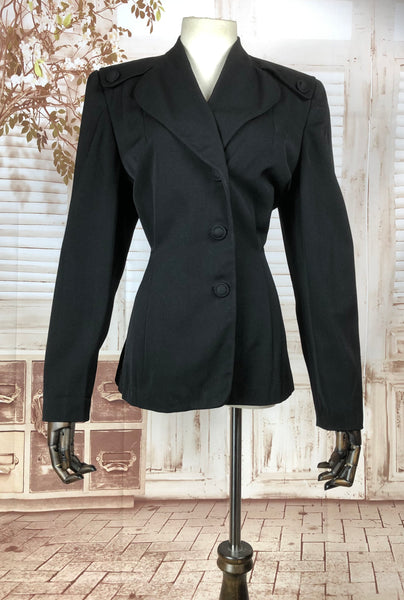 LAYAWAY PAYMENT 2 OF 2 - RESERVED FOR AMBIKA - Gorgeous Black Original 1940s 40s Volup Vintage Blazer With Unusual Shoulder Design