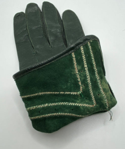 Stunning Original Late 1930s / Early 1940s Forest Green Leather Gauntlet Gloves