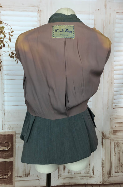 LAYAWAY PAYMENT 3 OF 3 - RESERVED FOR SARA - Fabulous Original Vintage 1940s 40s Grey Blazer With Amazing Pocket Details