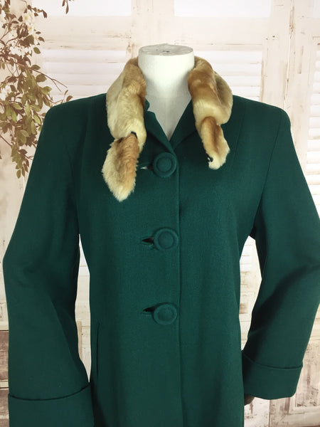 Original 1940s 40s Vintage Emerald Green Wool Coat With Faux Fur Collar With Panelled Back