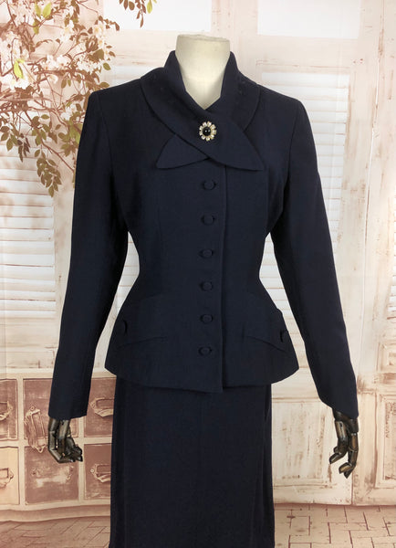 Original 1950s 50s Vintage Navy Blue Suit With Arrow Details and Amazing Collar By Buddy Bates