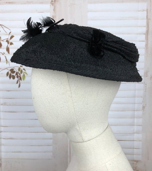 Original 1950s 50s Vintage Black Straw New Look Hat with Feathers