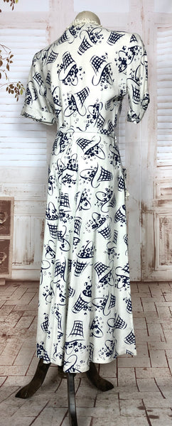 RESERVED FOR SENDI - PLEASE DO NOT PURCHASE - Stunning Original 1940s Vintage Blue And White Flower Basket Novelty Print Dress CC41