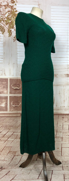Exceptional Original Late 1930s / Early 1940s Vintage Forest Green Long Line Knit Set