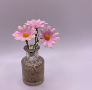 Gorgeous Vintage Pink Daisy Flower Buttonhole Boutonnière