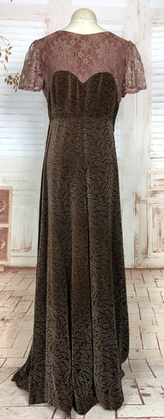 Exquisite Original Late 1930s / early 1940s Vintage Embossed Brown Velvet And Lace Evening Gown