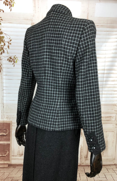 Beautiful 1940s 40s Vintage Dark Grey Check Wool Suit By Peck & Peck