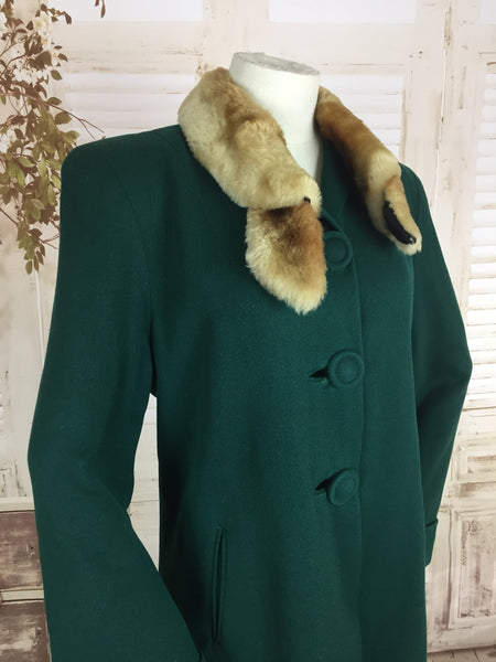 Original 1940s 40s Vintage Emerald Green Wool Coat With Faux Fur Collar With Panelled Back